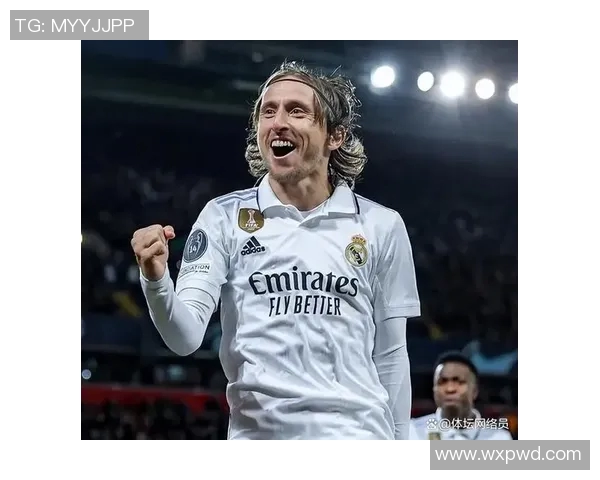 全球足坛前十球星排名揭晓 谁能登顶称王引发热议